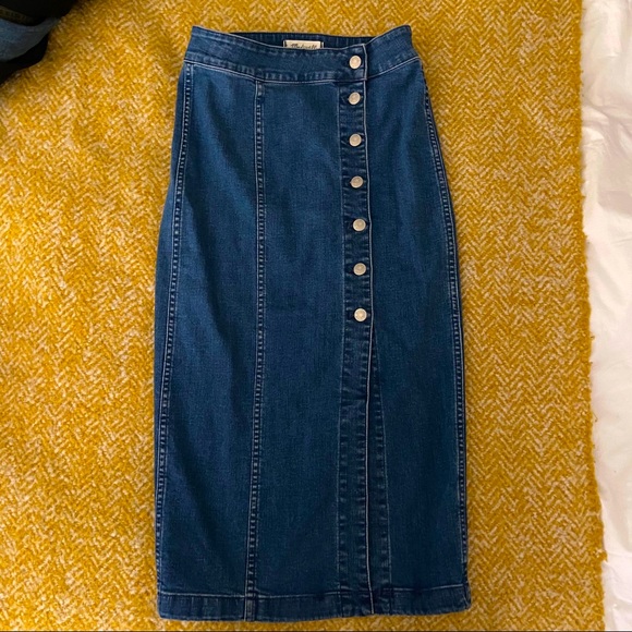 Madewell Stretch Denim Side-Button Midi Skirt - Picture 6 of 7